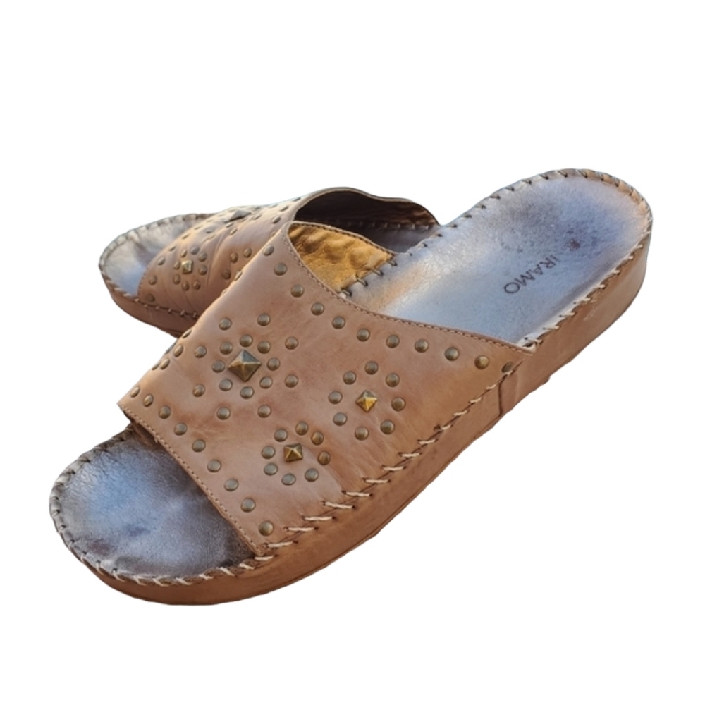 IRAMO by SAM OMARI Studded Leather Platform Slides 40 9.5 Tan Boho Sandals - Picture 4 of 14